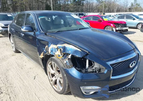 2015 Infiniti Q70L 3.7 z USA, uszkodzony, nr VIN JN1BY1PP8FM602112